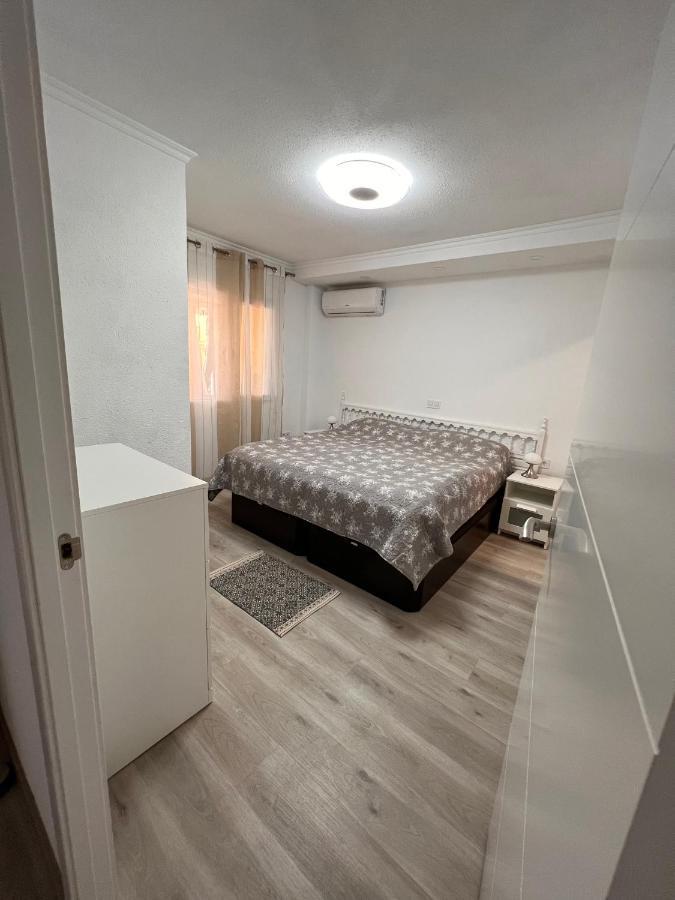 Orihuela Costa 3 Bdr Condo On La Zenia Beach With Patio Экстерьер фото